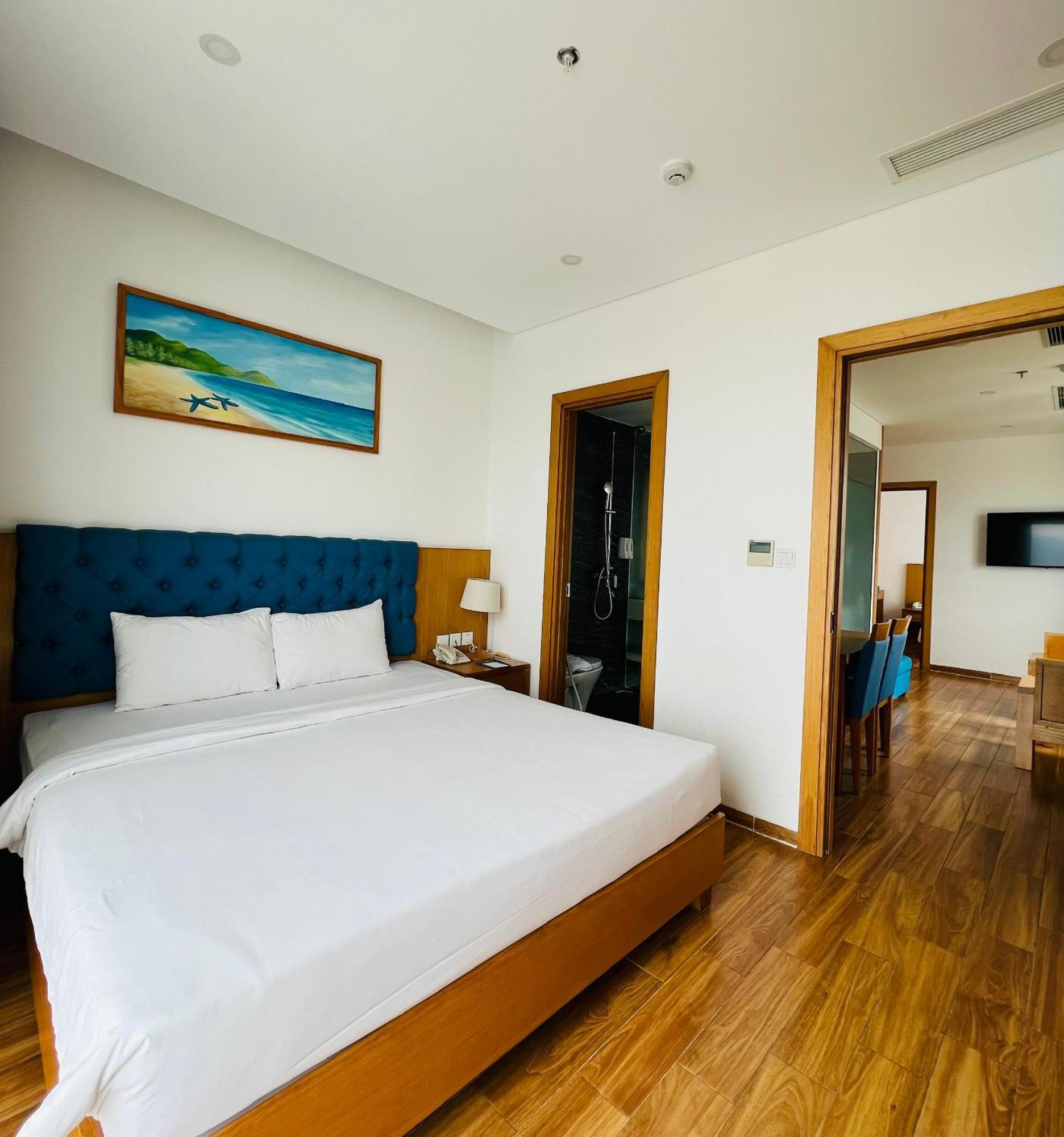 Seashore Hotel & Apartment Da Nang Exterior photo