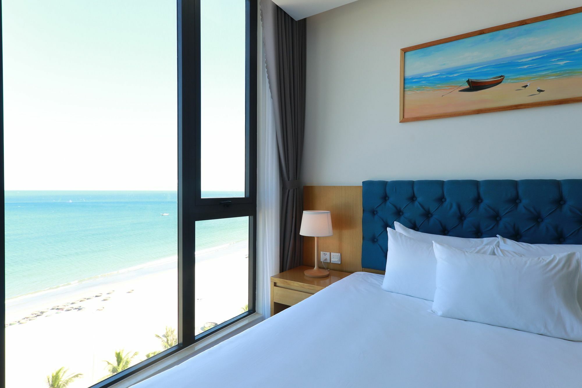 Seashore Hotel & Apartment Da Nang Exterior photo
